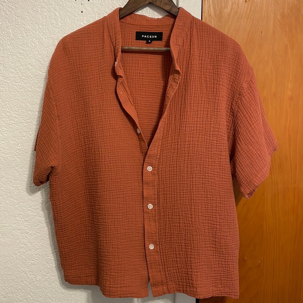 PacSun Crinkled Cloth Band Collar Short Sleeve Button Up Size M